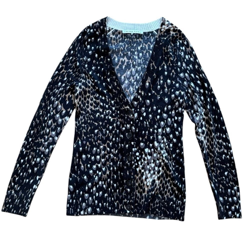 Trina Turk v-neck animal print wool sweater, S